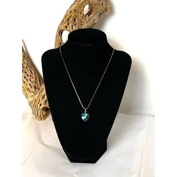 AB Crystal Heart on 16" 18K White Gold-Plated Chain Necklace - Picture 1 of 9